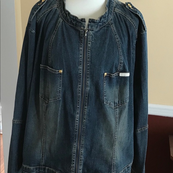 Hand Painted Jean Jacket zipper closure - Picture 2 of 8